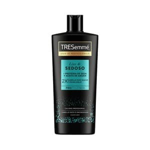 Tresemmé Liso & Sedoso Champú con Proteína de Seda y Aceite de Argán, para Cabellos Secos o Encrespados 685 Ml.