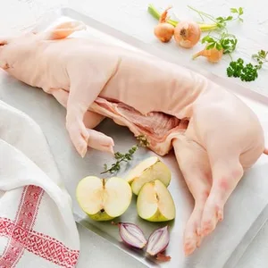 Cochinillo por Medios o Enteros Peso Aproximado  Tabladillo 5 KG