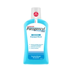 Parogencyl Enjuague Bucal sin Alcohol, con Acción Anti Bacteriana y Sabor a Menta Parogencyl Control 500 Ml.