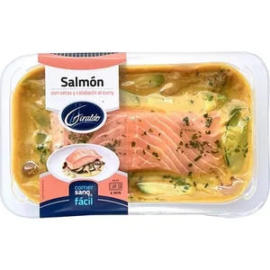 Salmón con Setas y Calabacín al Curry Giraldo